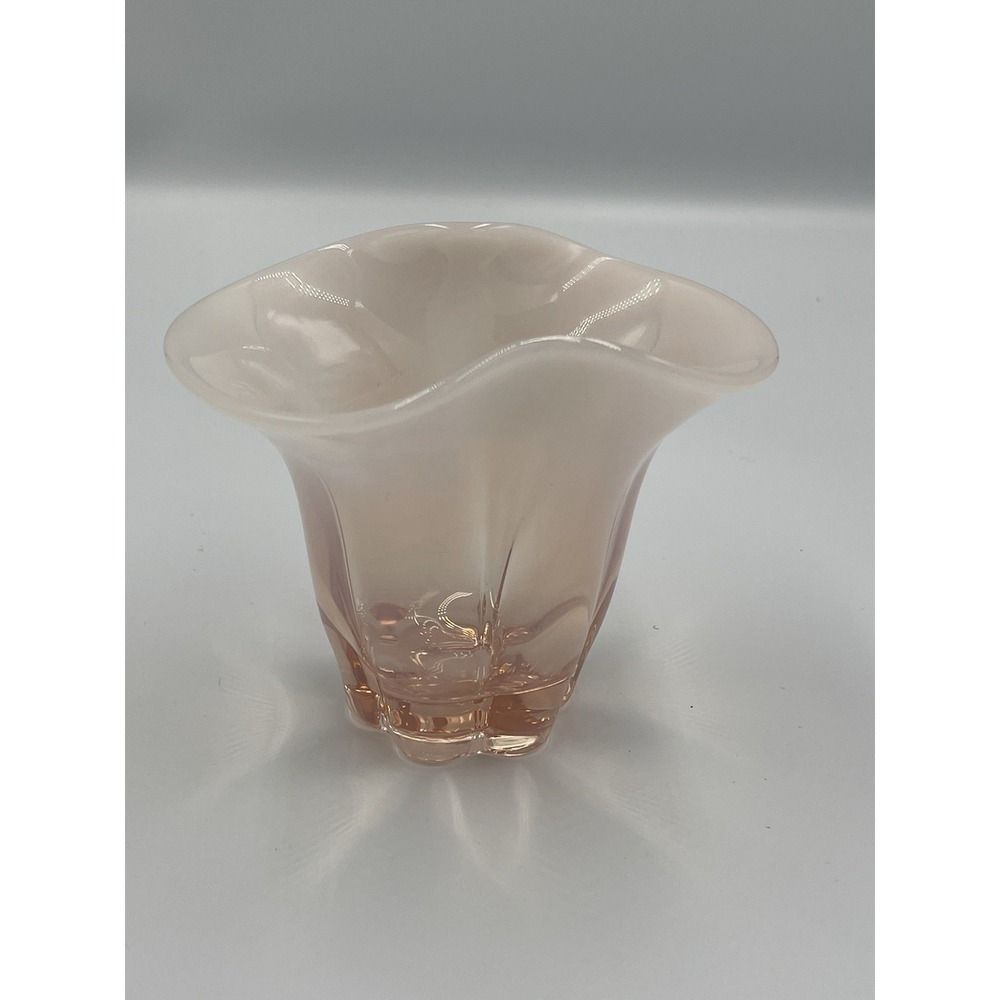 Vintage Duncan & Miller Pink Canterbury Opalescent Ruffled Rim Tulip‎ Glass Vase